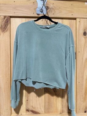 Women's Cropped Raw-Hem Sweatshirt - Sage Green